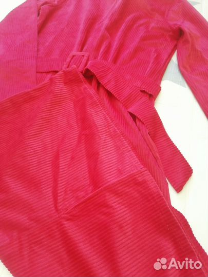 Бархатное красное платье