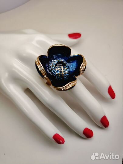 Коктейльное кольцо Италия