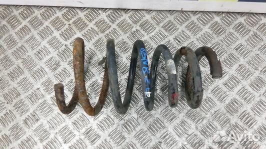 Пружина задняя volvo XC90 1 (8BN08MG02)