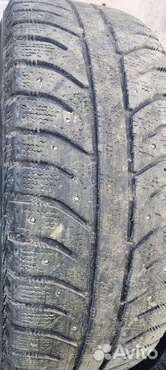 Bridgestone Ice Cruiser 7000 195/65 R15