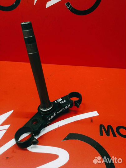 Нижняя траверса Honda cbr400rr 93-99