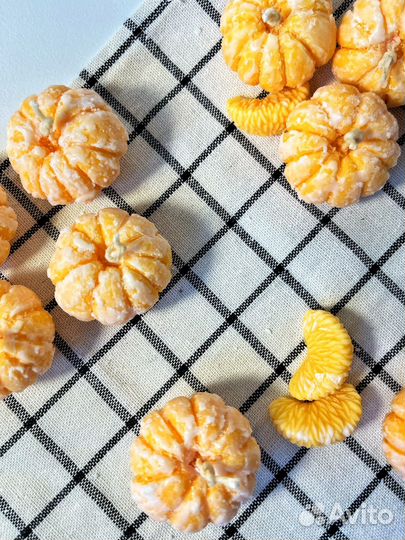 Новогодняя свеча - мандарин