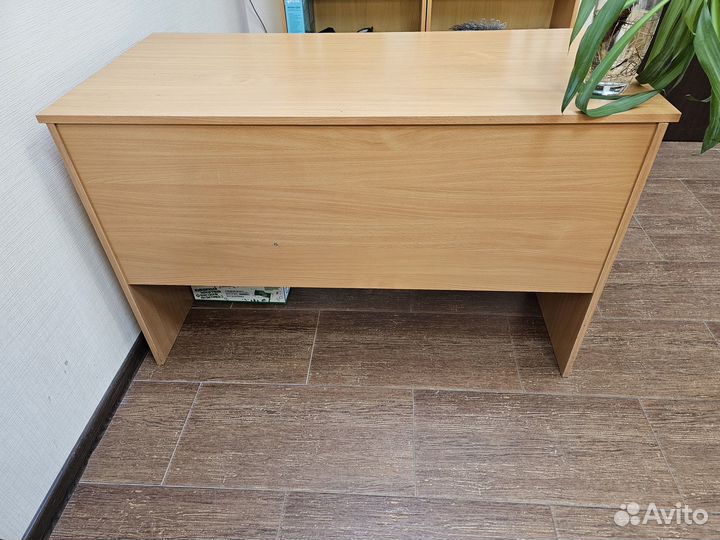 Офисная мебель бу столы тумбы шкафы