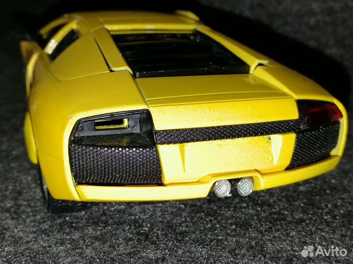 Модель 1/24 Bburago Lamborghini Murcielago