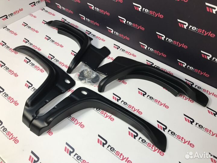 Фендера Suzuki Jimny 1998-2018