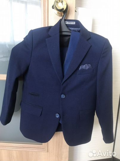 Школьный костюм