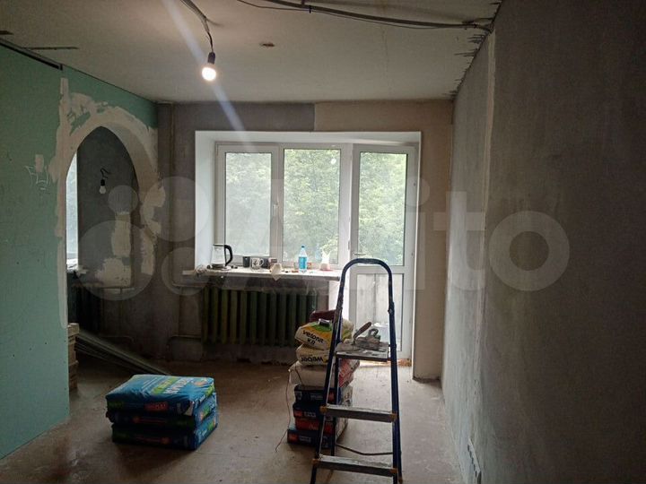 3-к. квартира, 60 м², 2/5 эт.