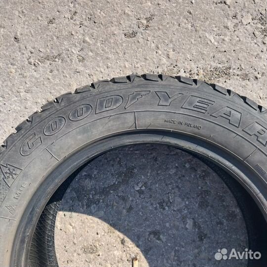 Goodyear UltraGrip 185/65 R15 94H