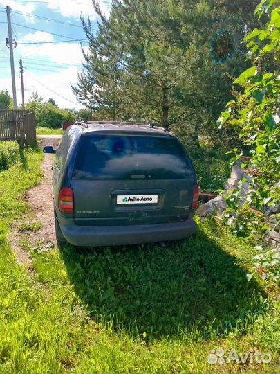 Chrysler Voyager 2.4 МТ, 1997, 399 000 км