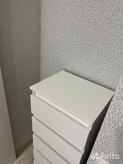 Комод белый узкий