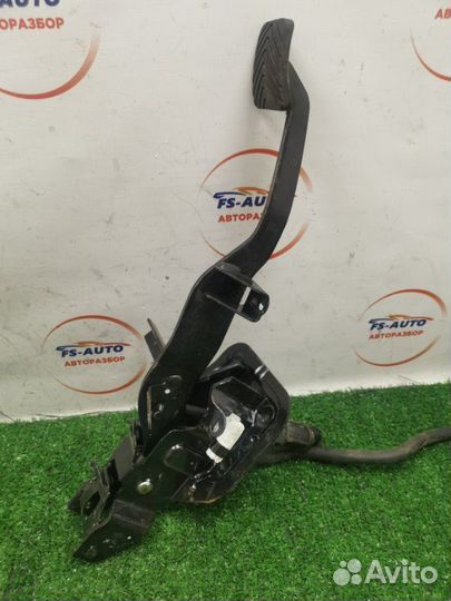Педаль сцепления Mitsubishi Asx SUV 1.6 4A92 2014