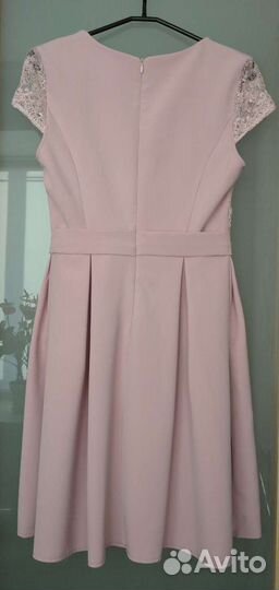 Платье праздничное