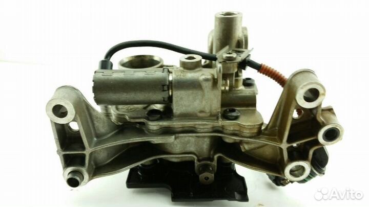 Масляный насос Volvo Xc60 B4204T20 2017