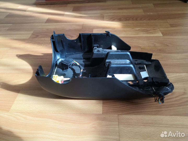 Кожух рулевой колонки Audi A6 A7 нижний