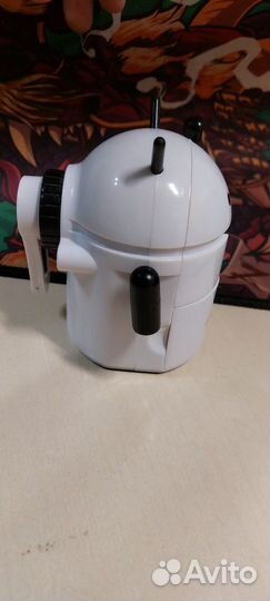 Механическая точилка для карандашей