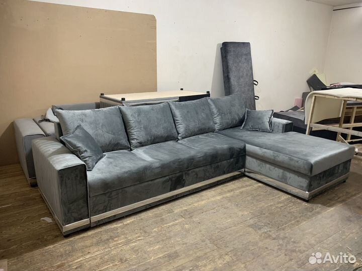 Диван с атаманкой