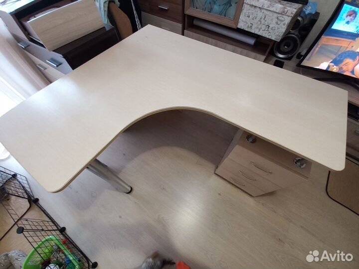 Компьютерный стол б/у