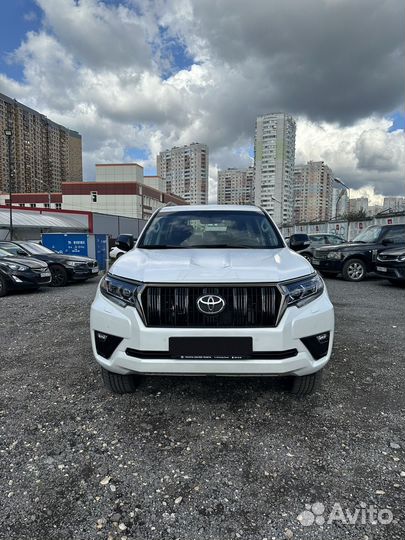 Toyota Land Cruiser Prado, 2023