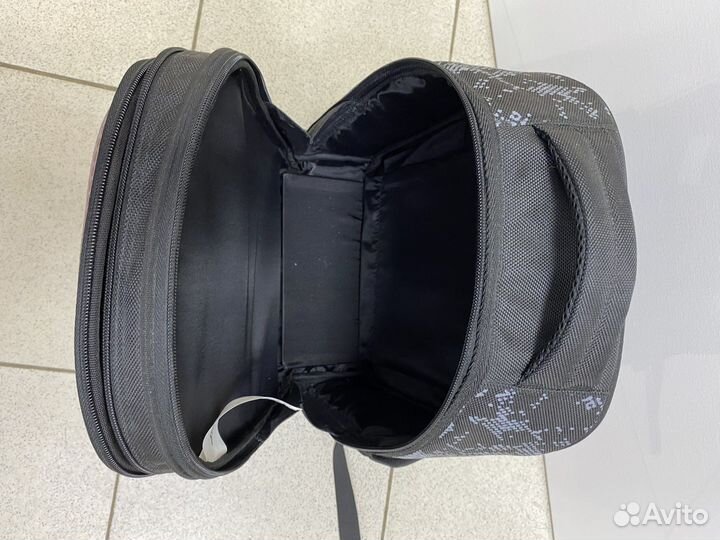 Рюкзак для мальчика с плотным карманом