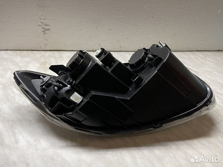 Фара левая Hyudai santa fe II