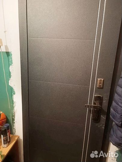 Дверь входная металлическая