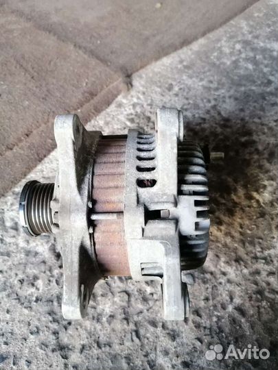 Генератор ниссан жук