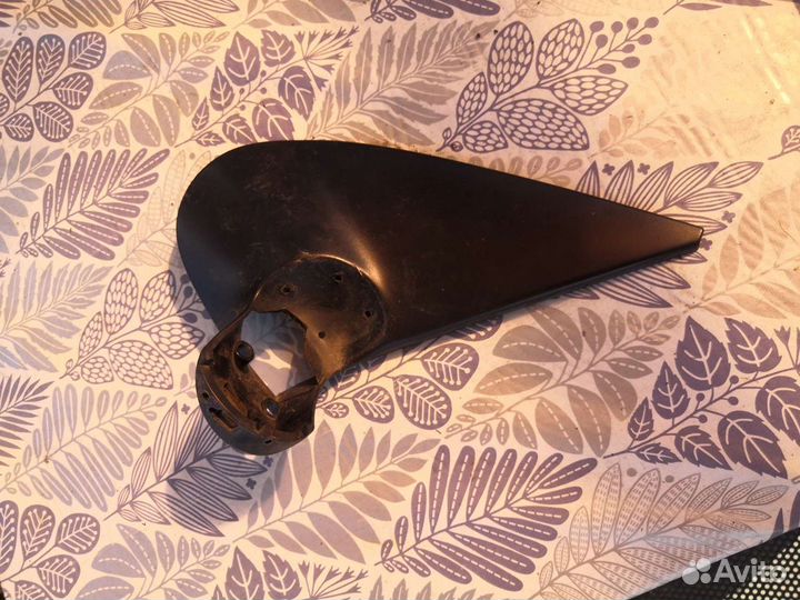 Корпус левого зеркала пежо 206