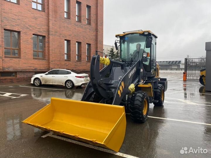 Фронтальный погрузчик XCMG LW160FV, 2024