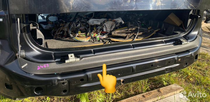 Накладка проёма 5-ой двери багажника нижняя Volvo