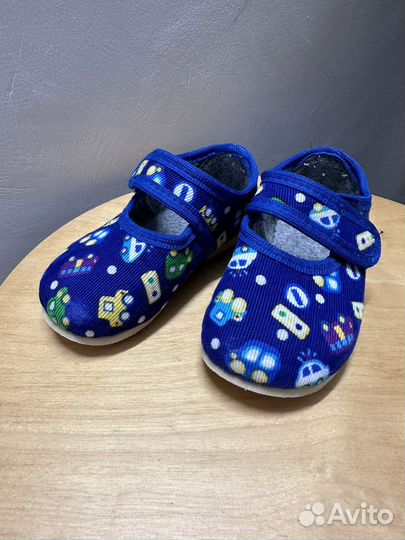 Сандали детские