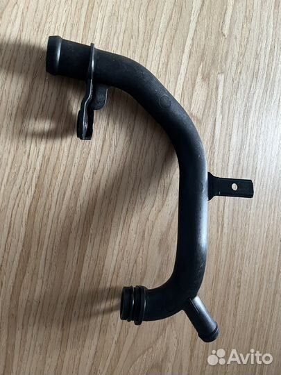 Трубка помпы vag 1.8 2.0 ea888