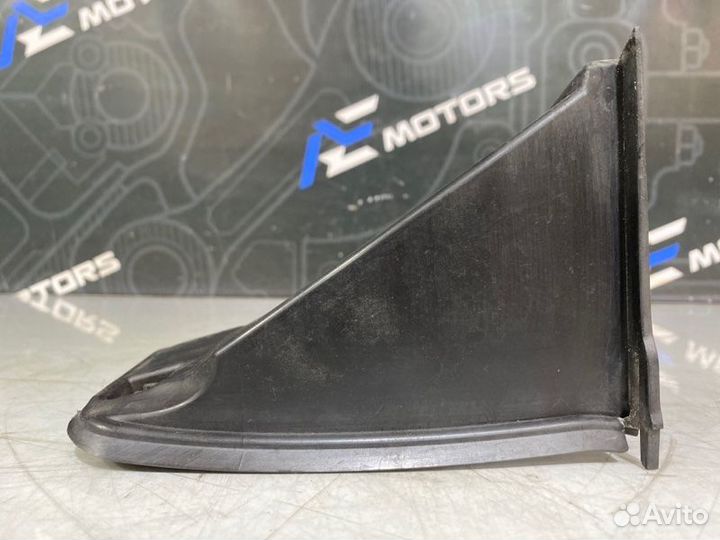 Щиток салонного фильтра правый Bmw X5 E53 M54B30