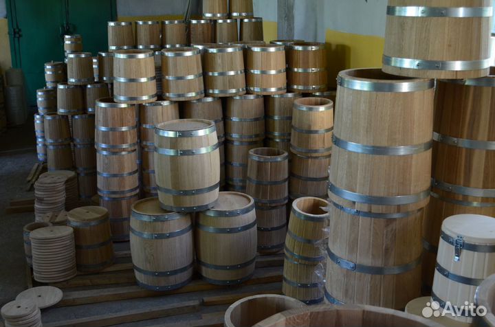 Дубовые бочки и кадки