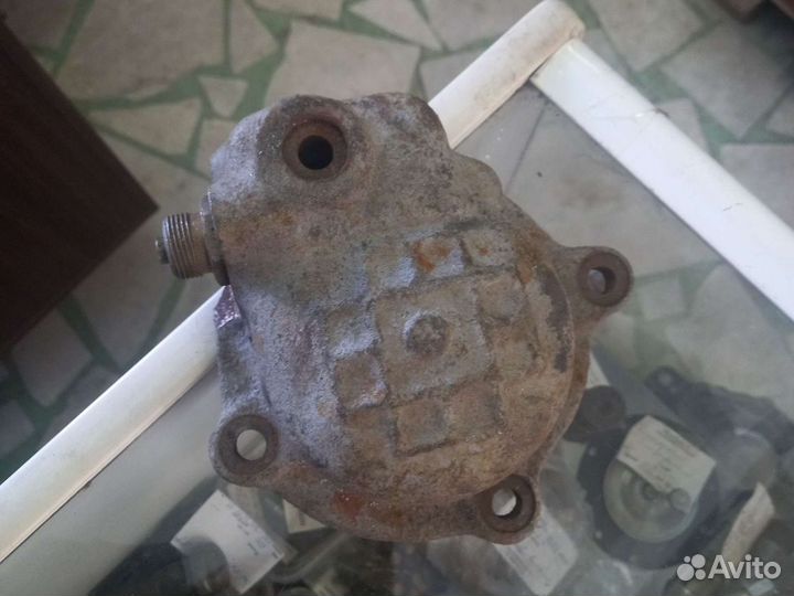 Крышка переднего подшипника разд короб урал