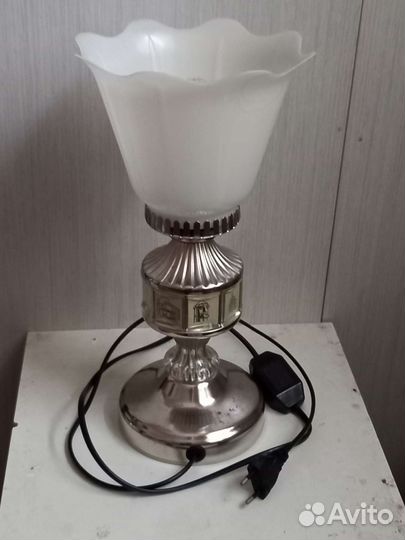 Лампы настольные времени СССР