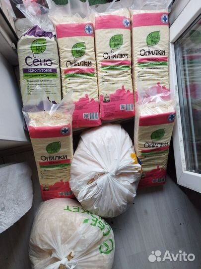 Много опилок + сено