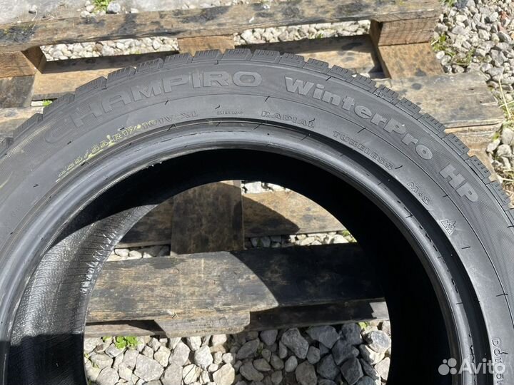 GT Radial Champiro WinterPRO HP 225/55 R17