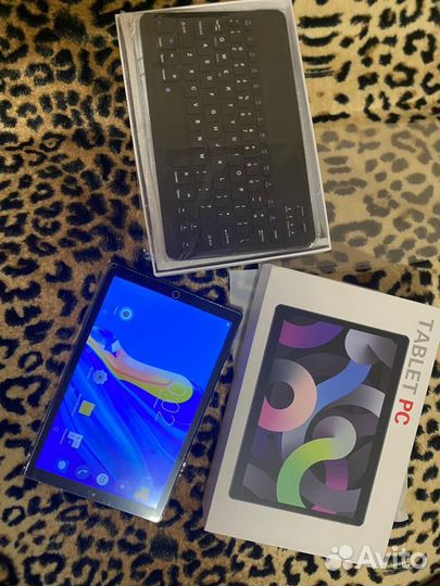 Планшет новый
