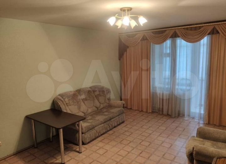4-к. квартира, 110 м², 1/9 эт.