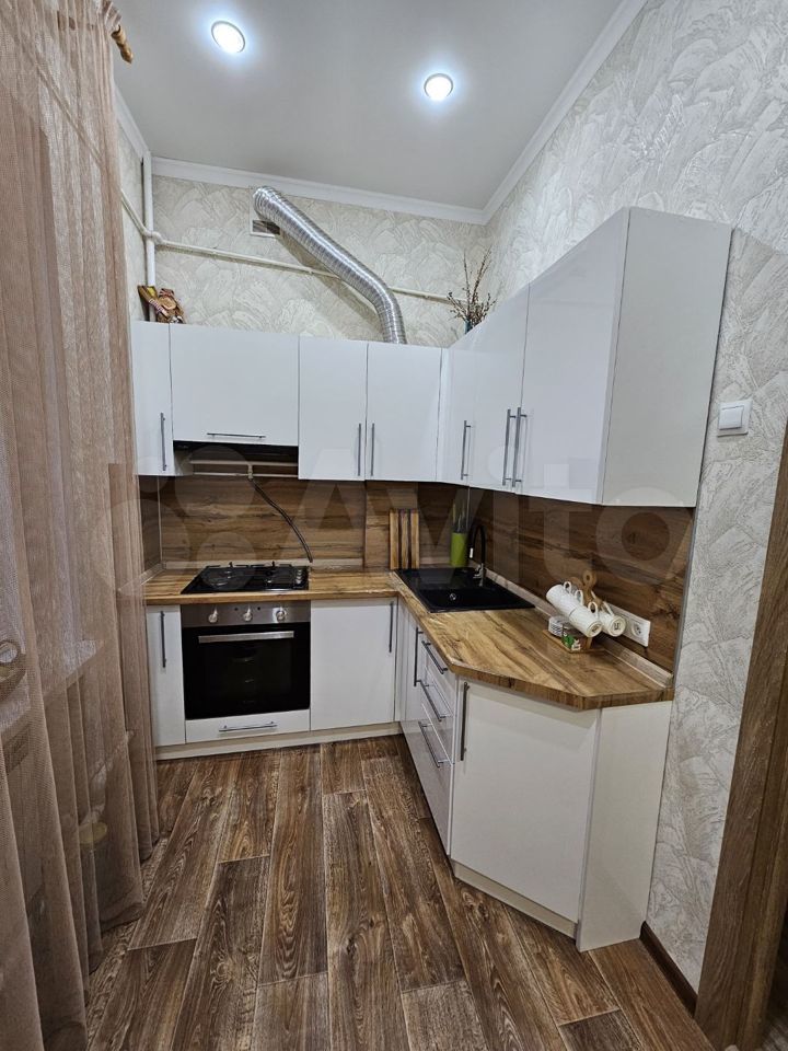 3-к. квартира, 60 м², 1/2 эт.