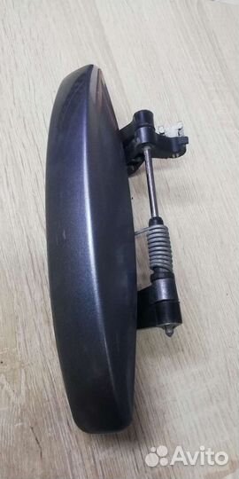 Ручка двери наружная правая Nissan Terrano D10