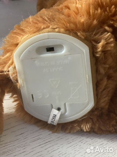 Интерактивная обезьянка поет танцует