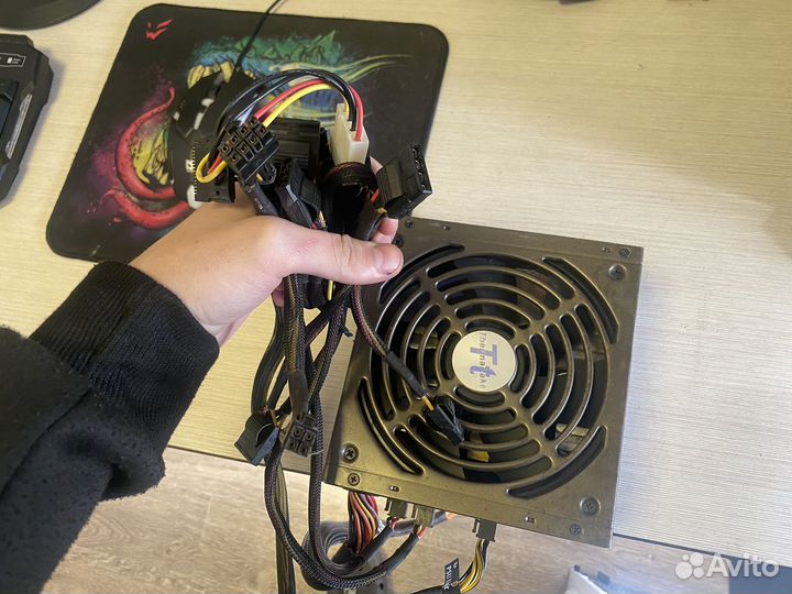 Блок питания Thermaltake 500w