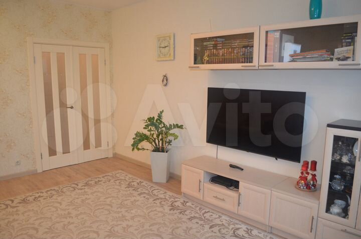 3-к. квартира, 92 м², 11/17 эт.