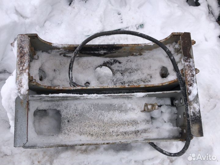 Траверса для volvo фш под Фаркоп