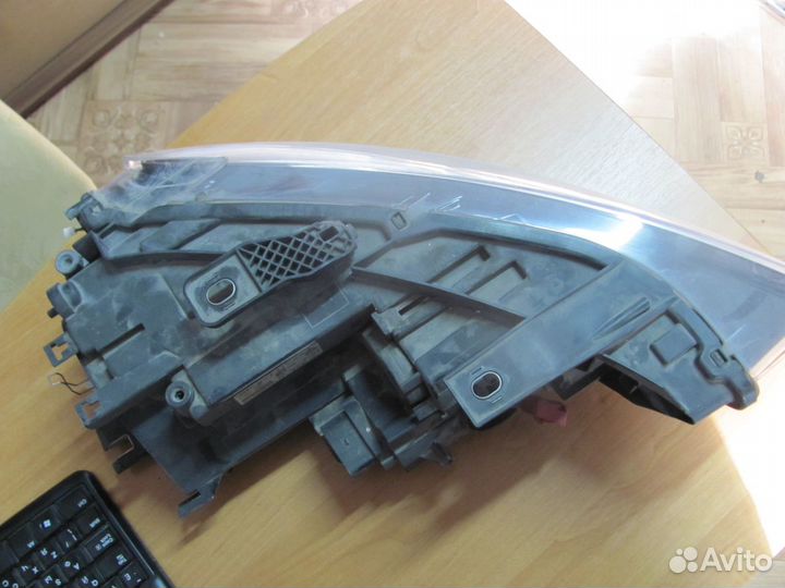 Фара левая audi Q3