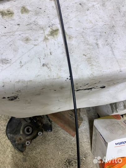 Трубка тормозная задняя правая Volkswagen Polo