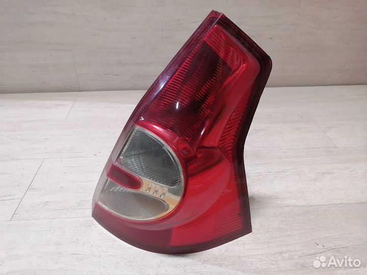Фонарь правый Renault Sandero 1 Рено Сандеро 1