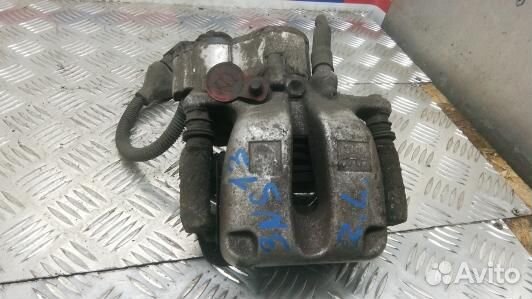 Суппорт тормозной задний левый audi A8 D3 (3NS13MA