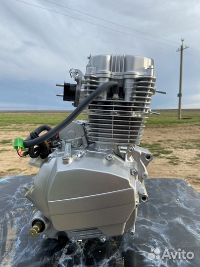 Продам двигатель 150